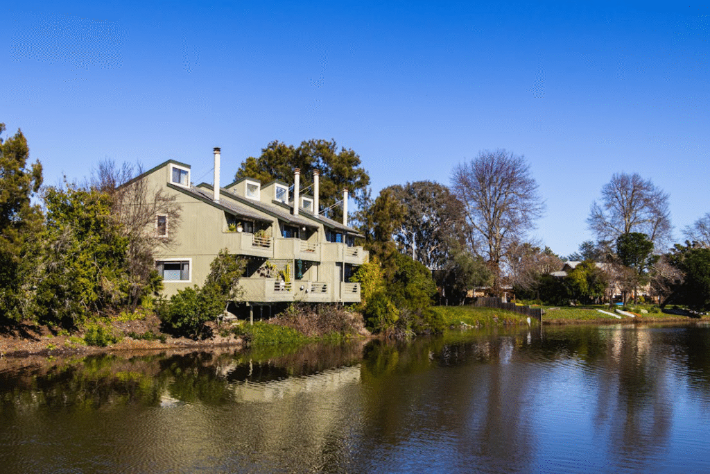 Boynton Beach's Top Neighborhoods for Upscale Living